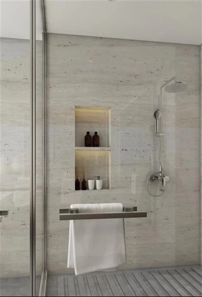 Ванна кімната з білого травертину